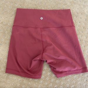Lululemon Wunder Train High rise short 6”